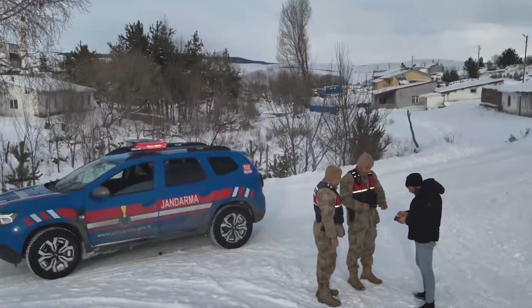 Sivas Dahil 81 İlde Göç Denetimi, 19 Organizatör Yakalandı