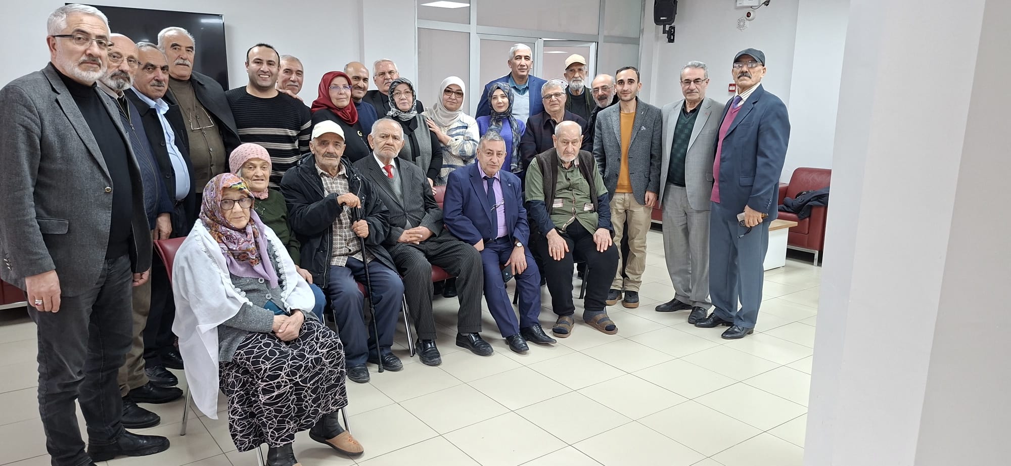 Sivas’ta Huzurevi’nde Şiir ve Müzik Gecesi