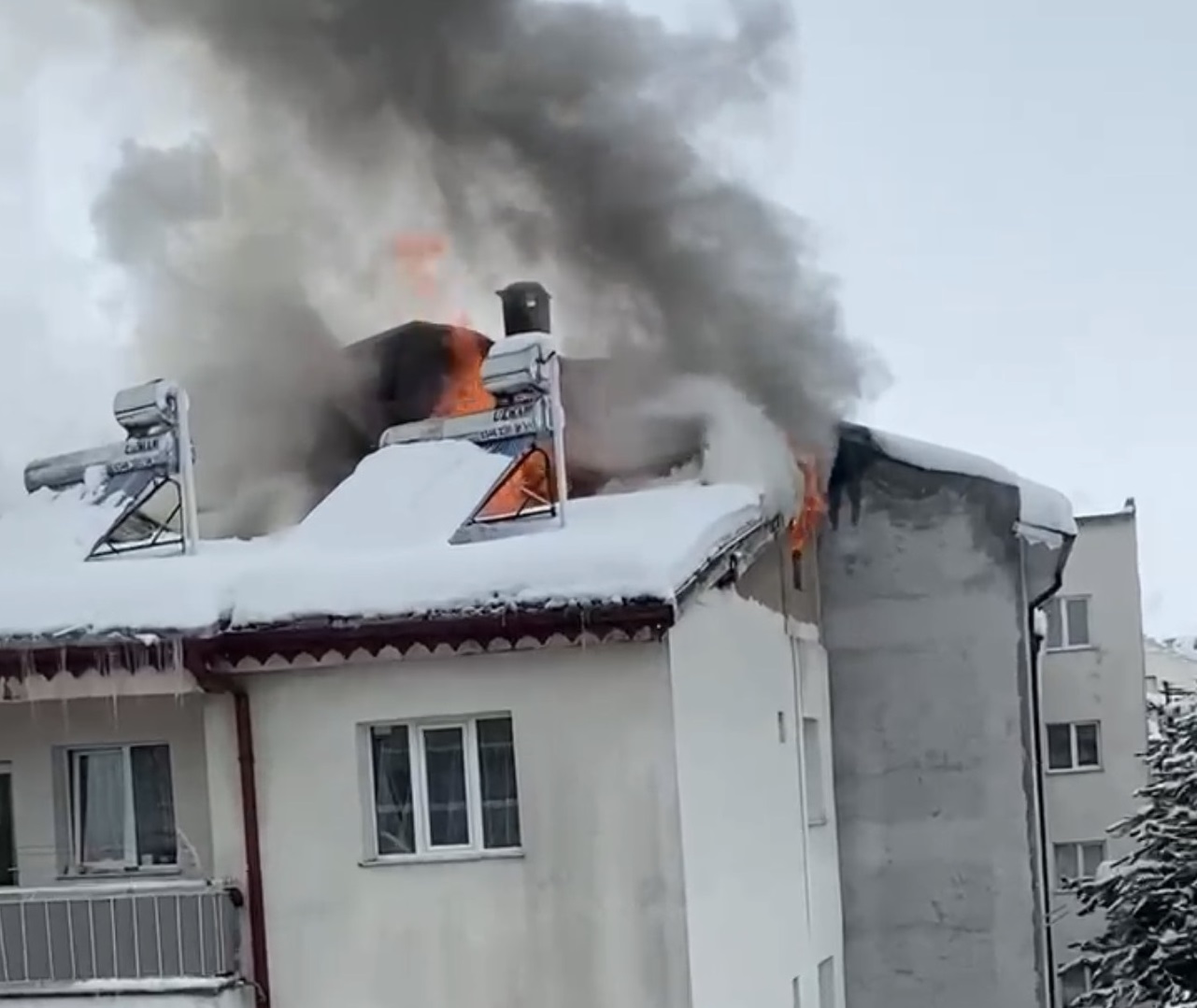 Sivas'ta Korkutan Yangın