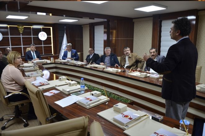 TİCARET BORSASI´NDA  ?BORSA MEVZUATI VE ORYANTASYON? SEMİNERİ