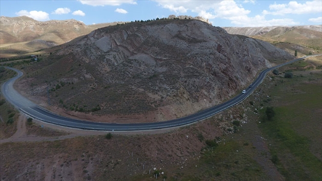 KÖY YOLUNA TÖRENLE AÇILIŞ YAPILACAK
