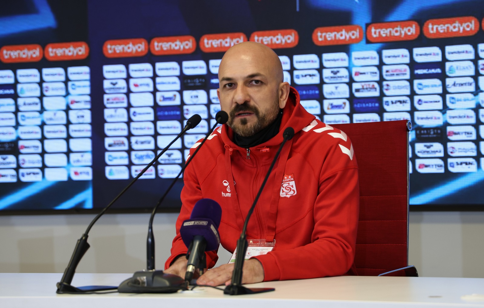 Sivasspor Pendikspor’a Takıldı, Otyakmaz Kaybedilen Puana Dikkat Çekti