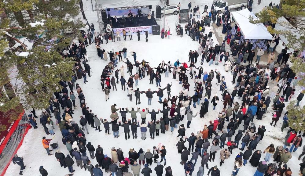 Sivas’ın Karadeniz’e açılan kapısında kış coşkusu