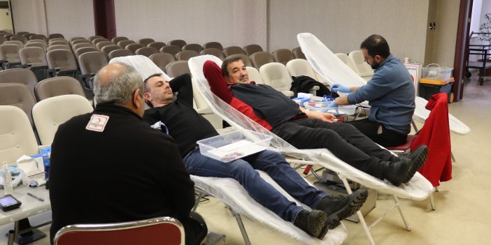 Sivas’ta kan bağışıyla 3 fidan toprağa kavuştu