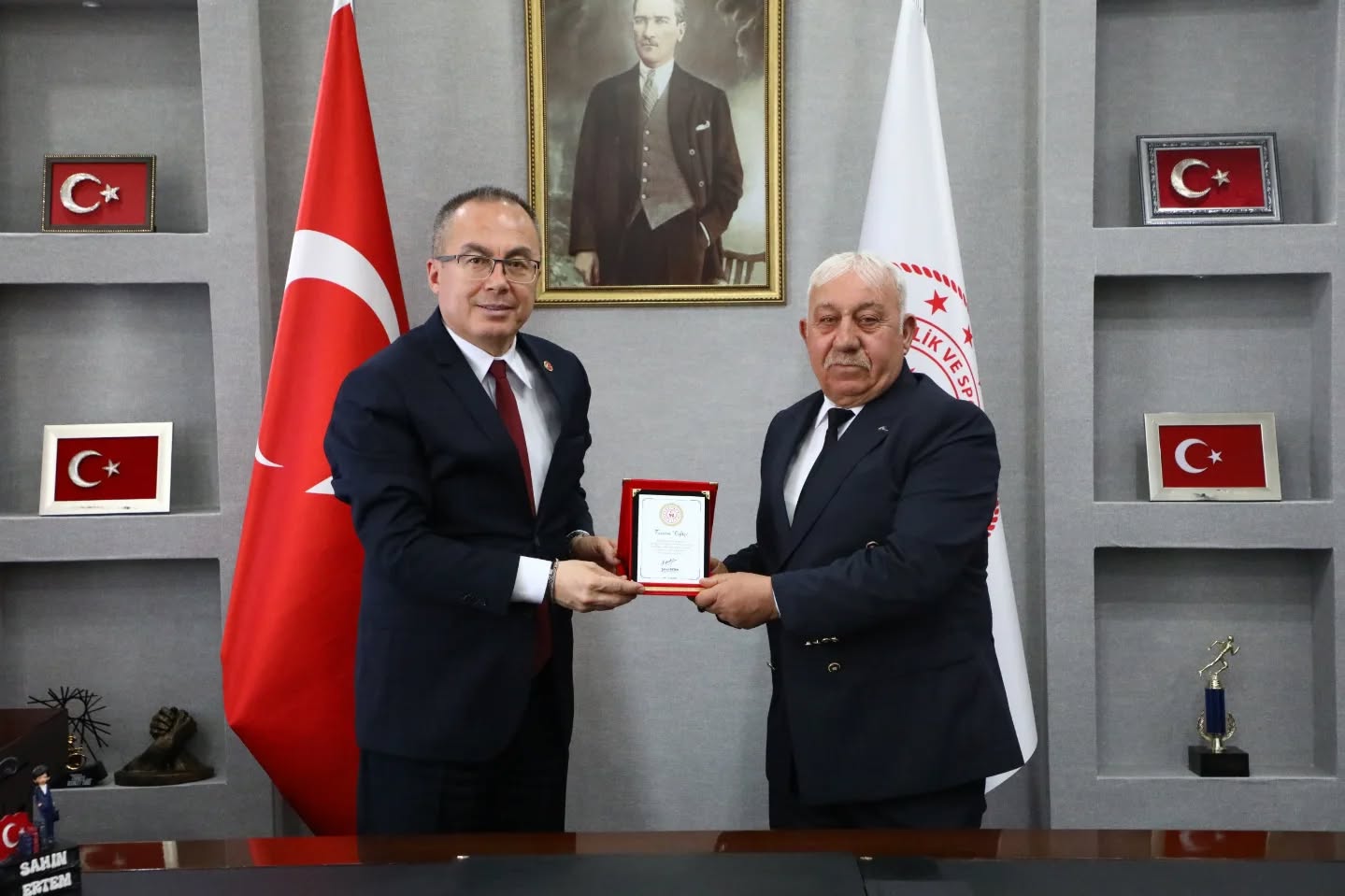 Sivas Gençlik ve Spor’dan Turan Çiftçi’ye Veda