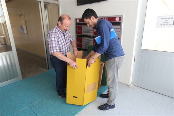 FAKÜLTELERE GERİ DÖNÜŞÜM KUTUSU