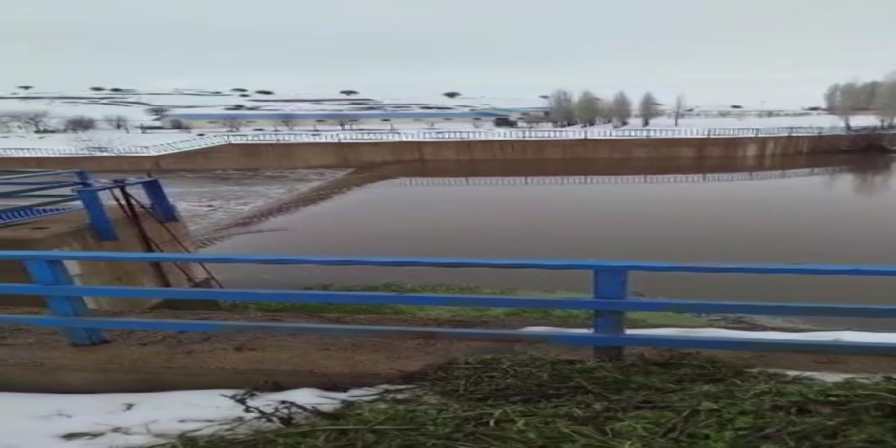 Sivas’ta tonlarca su heba oldu: Çözümü köylüler üretti