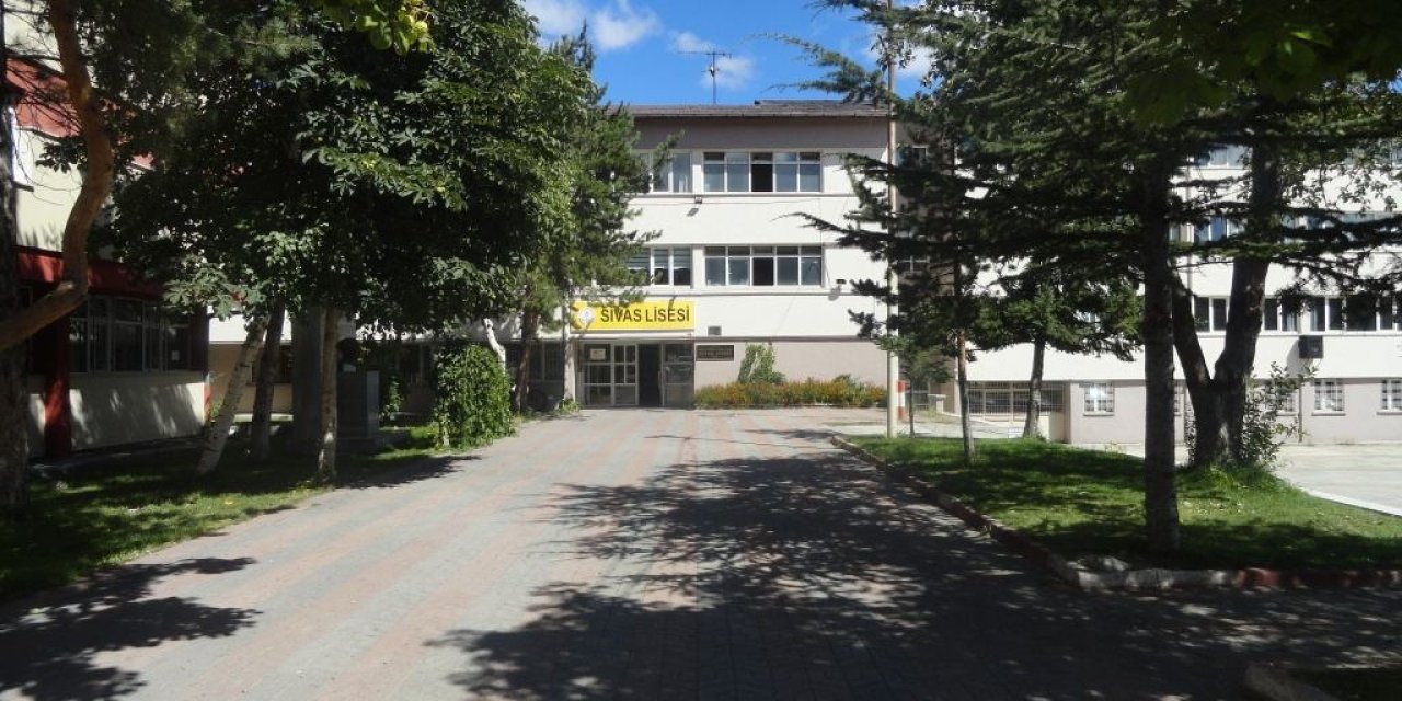 Sivas ve gazi lisesi yenileniyor
