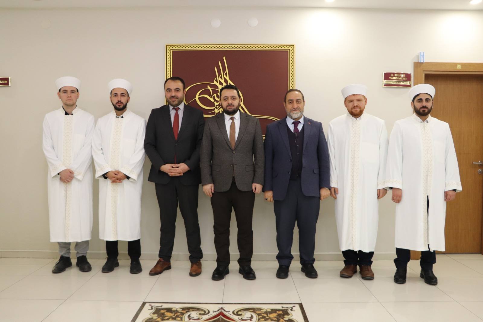 Sivas’ta Yeni Din Görevlilerine Dualı Uğurlama