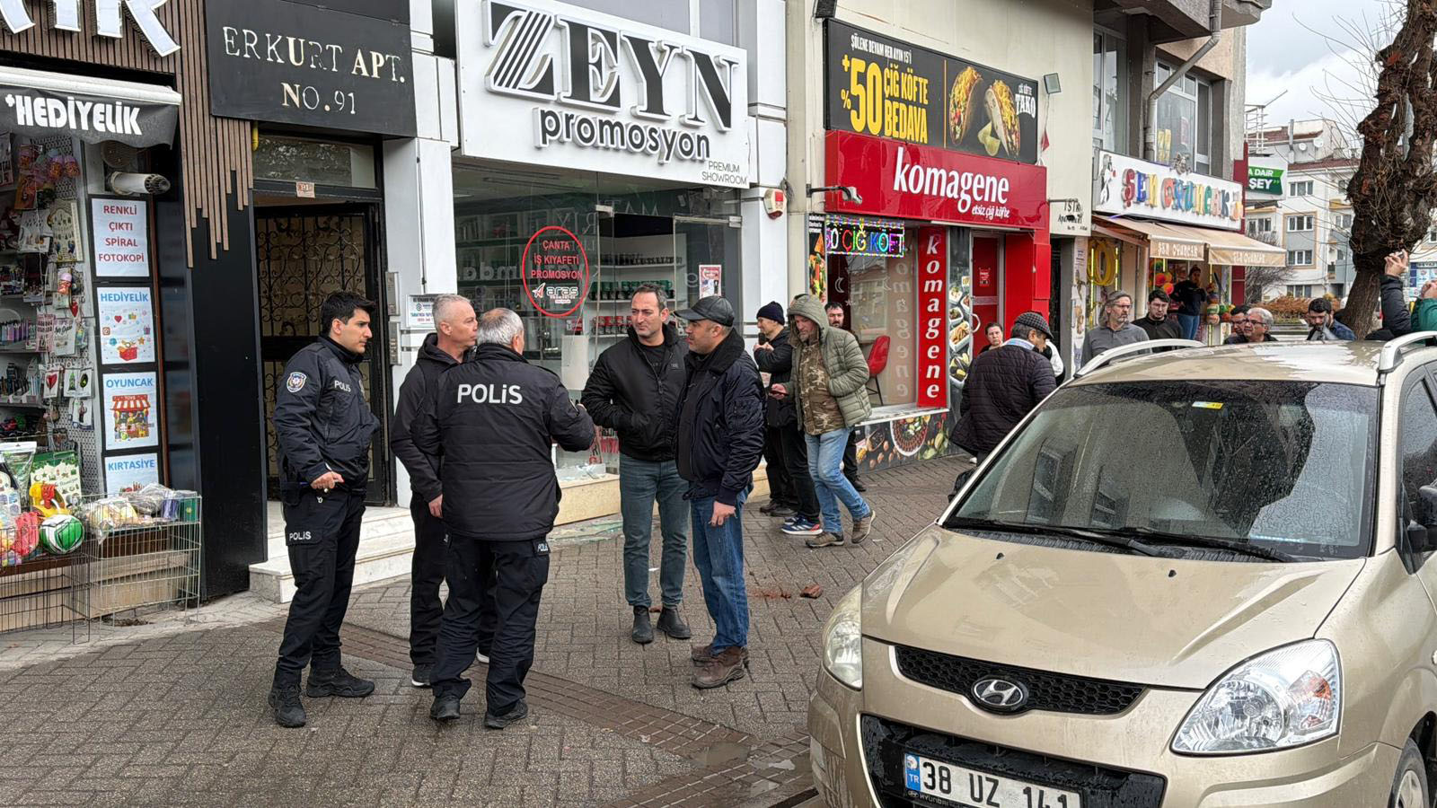 Baz istasyonunu tamir ederken 7’nci kattan düşüp öldü