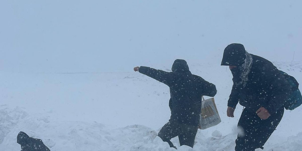 Sivas'ta mahsur kalan vatandaş kurtarıldı
