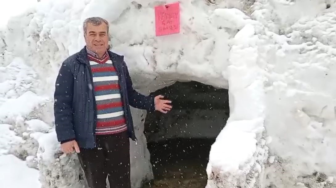 Sivas’ta Köylülerden ‘Mevsimlik’ Çay Ocağı