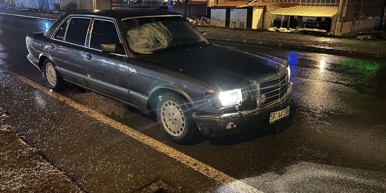 Sivas'ta otomobilin çarptığı yaya ağır yaralandı