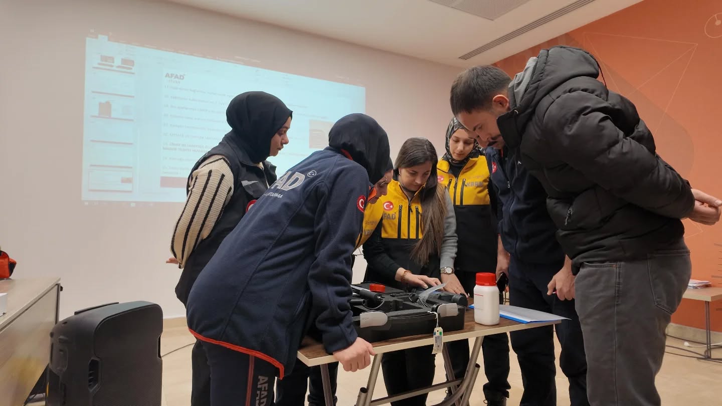 Sivas AFAD’dan arama kurtarma personeline kritik eğitim