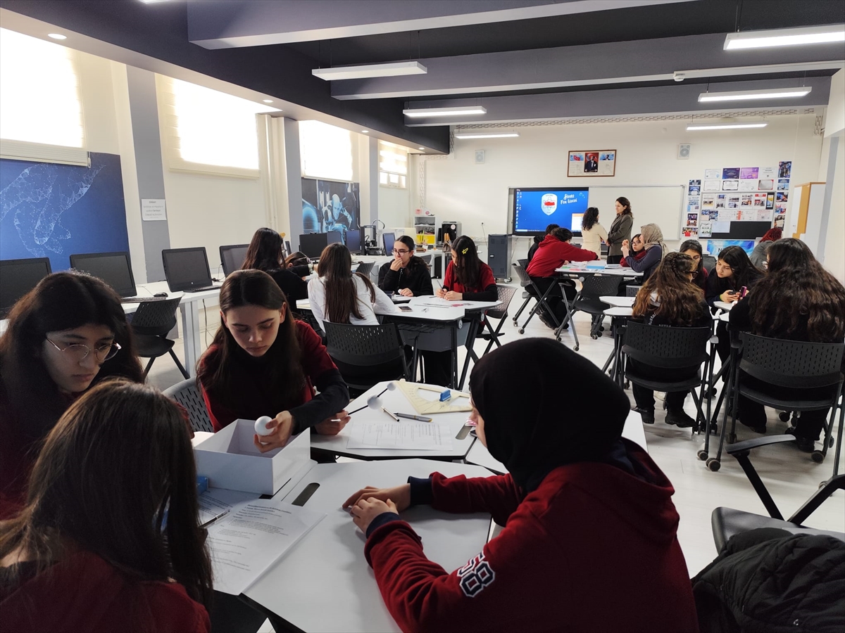 Sivas’ta disiplinlerarası bilim çalıştayı