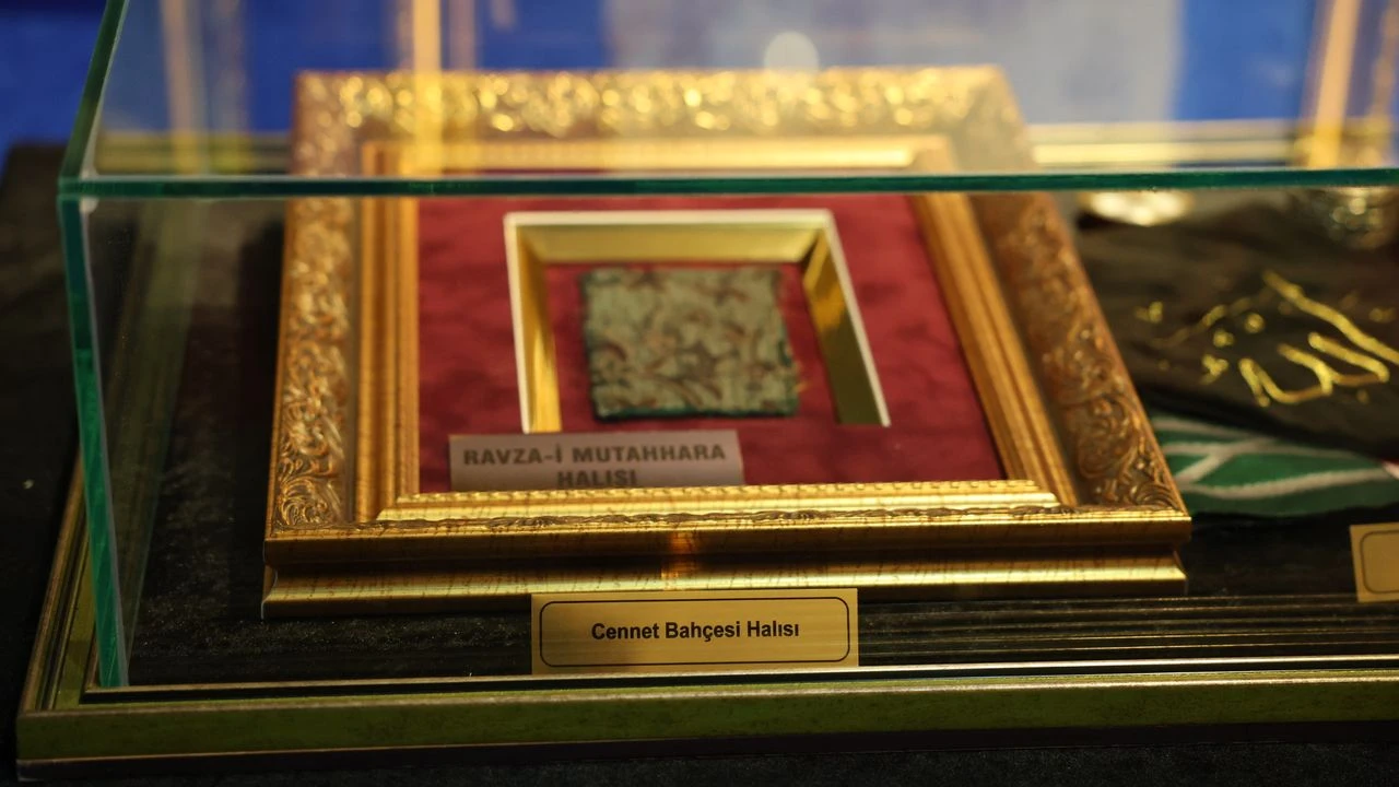 Kutsal Emanetler Sivas'ta sergilenecek