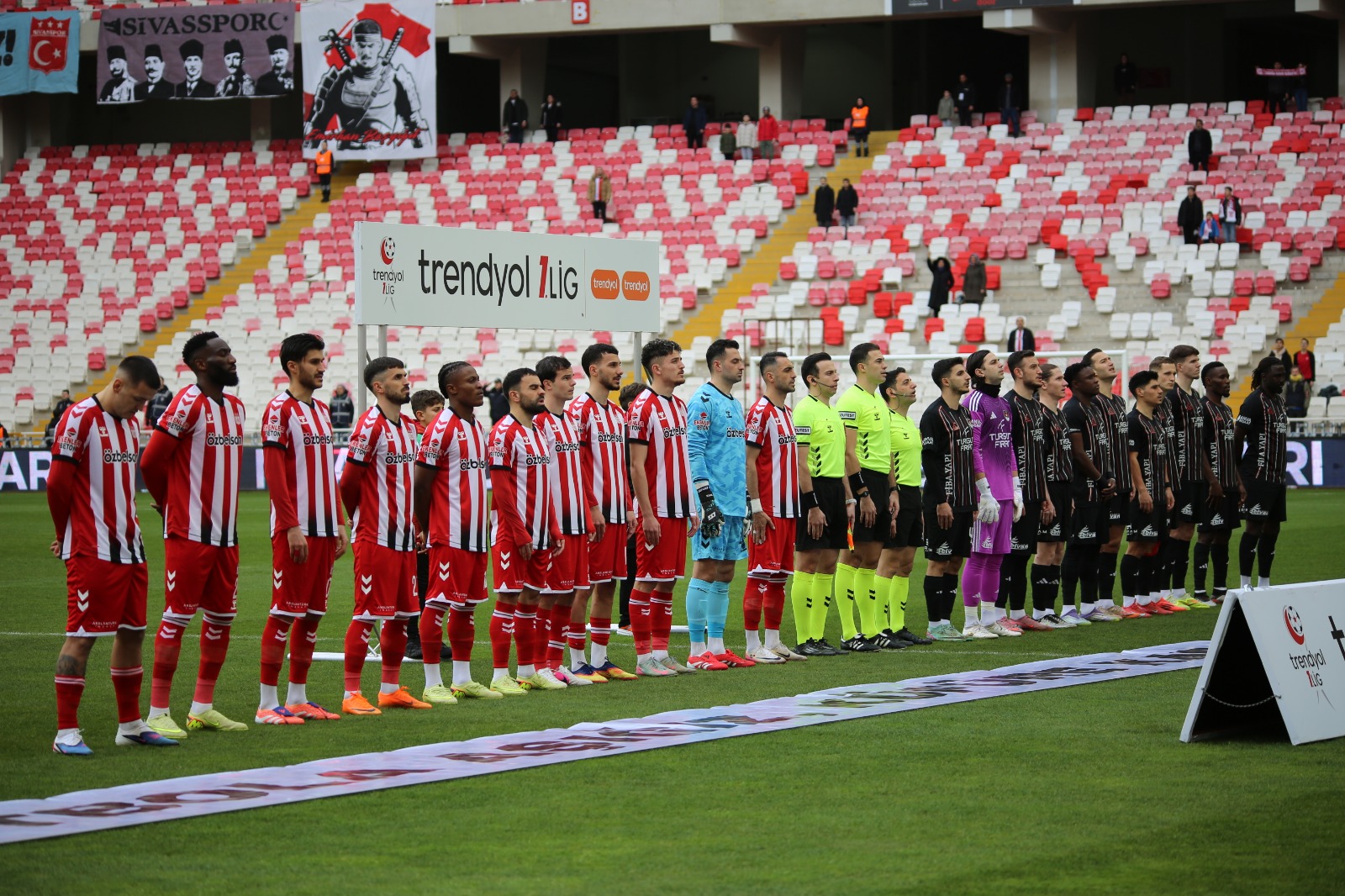 Yiğidolar Gol Atıyor, Puan Alamıyor