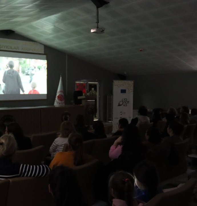Kadınların emeği ve dayanışması Divriği’de filmle anlatıldı