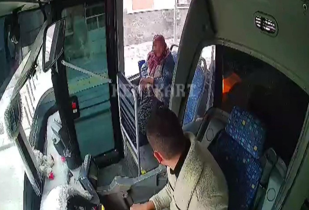 Sivas’ta otobüs şoföründen yürek ısıtan hareket