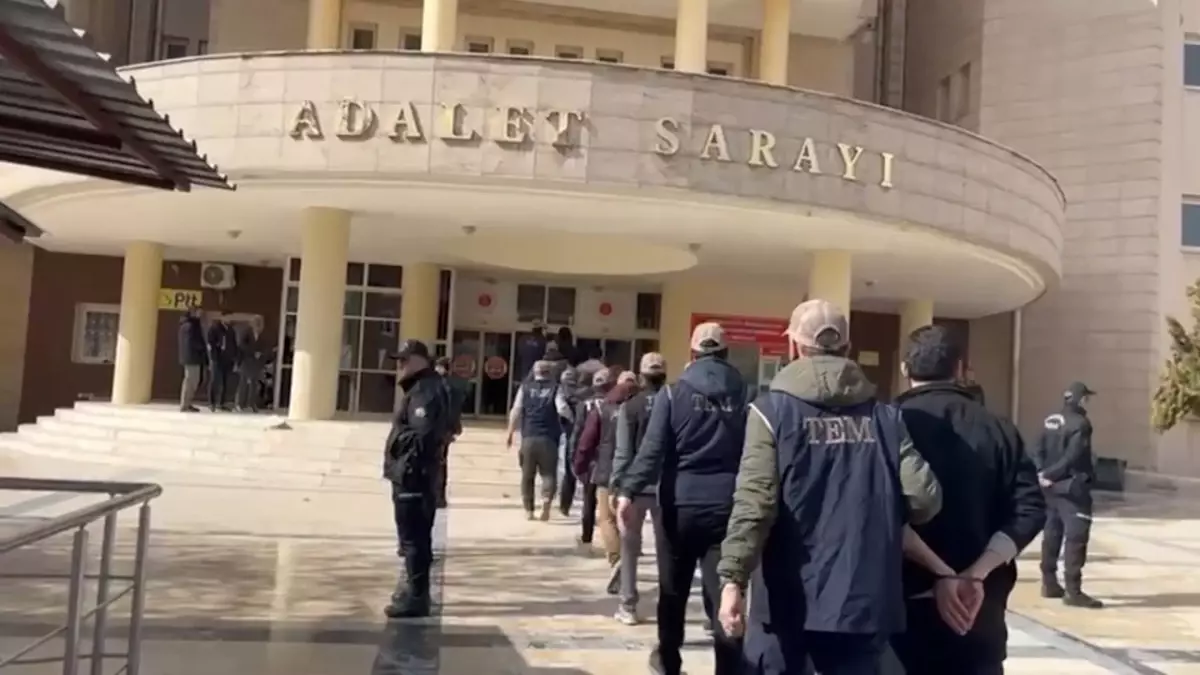 DEAŞ'a finansman sağlayan 10 kişi tutuklandı