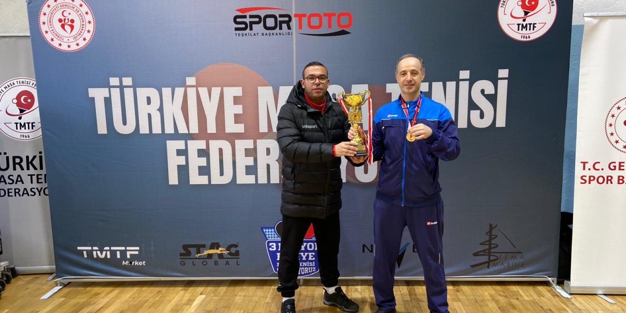 Sivas’ın Yıldızı Masa Tenisinde Zirvede