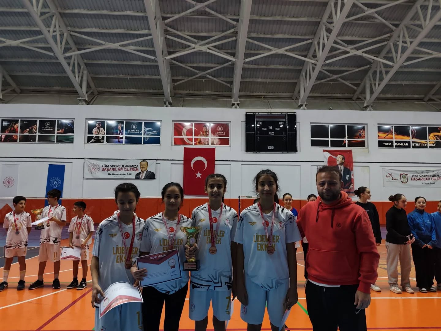 Badminton tutkusu Sivas’ta zirveye taşındı