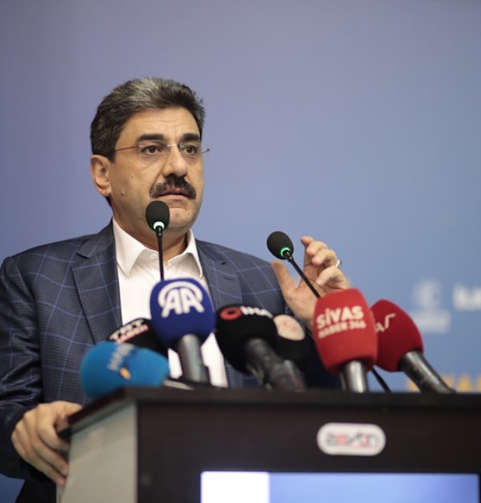 Hakan Aksu: Ramazan, Sabır ve Tefekkür Ayıdır