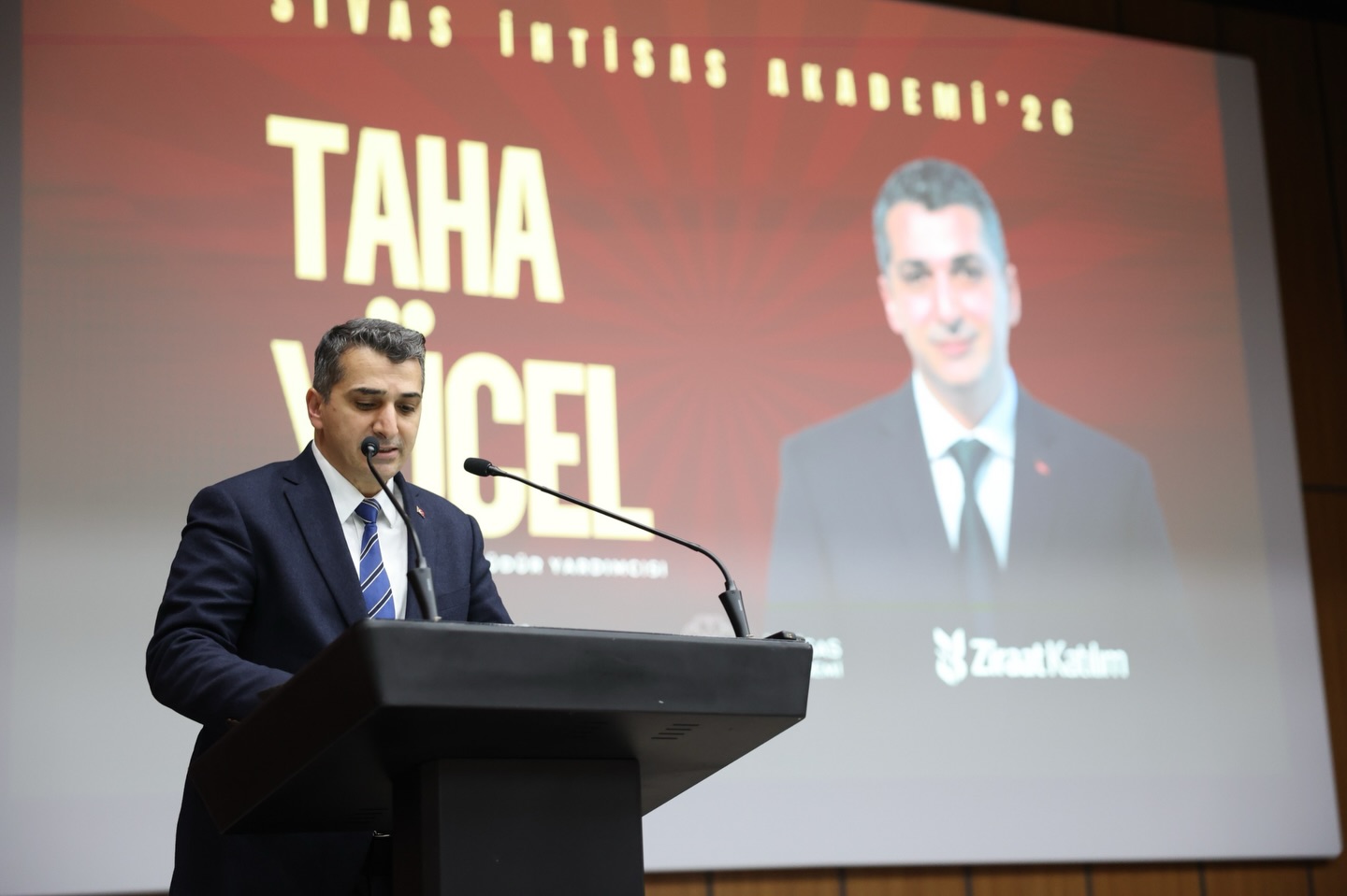 Savunma Sanayii Uzmanı Taha Yücel SBTÜ’de Gençlerle Buluştu