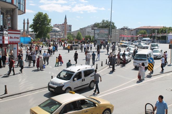 621 BİN NÜFUS 148 BİN ARAÇ