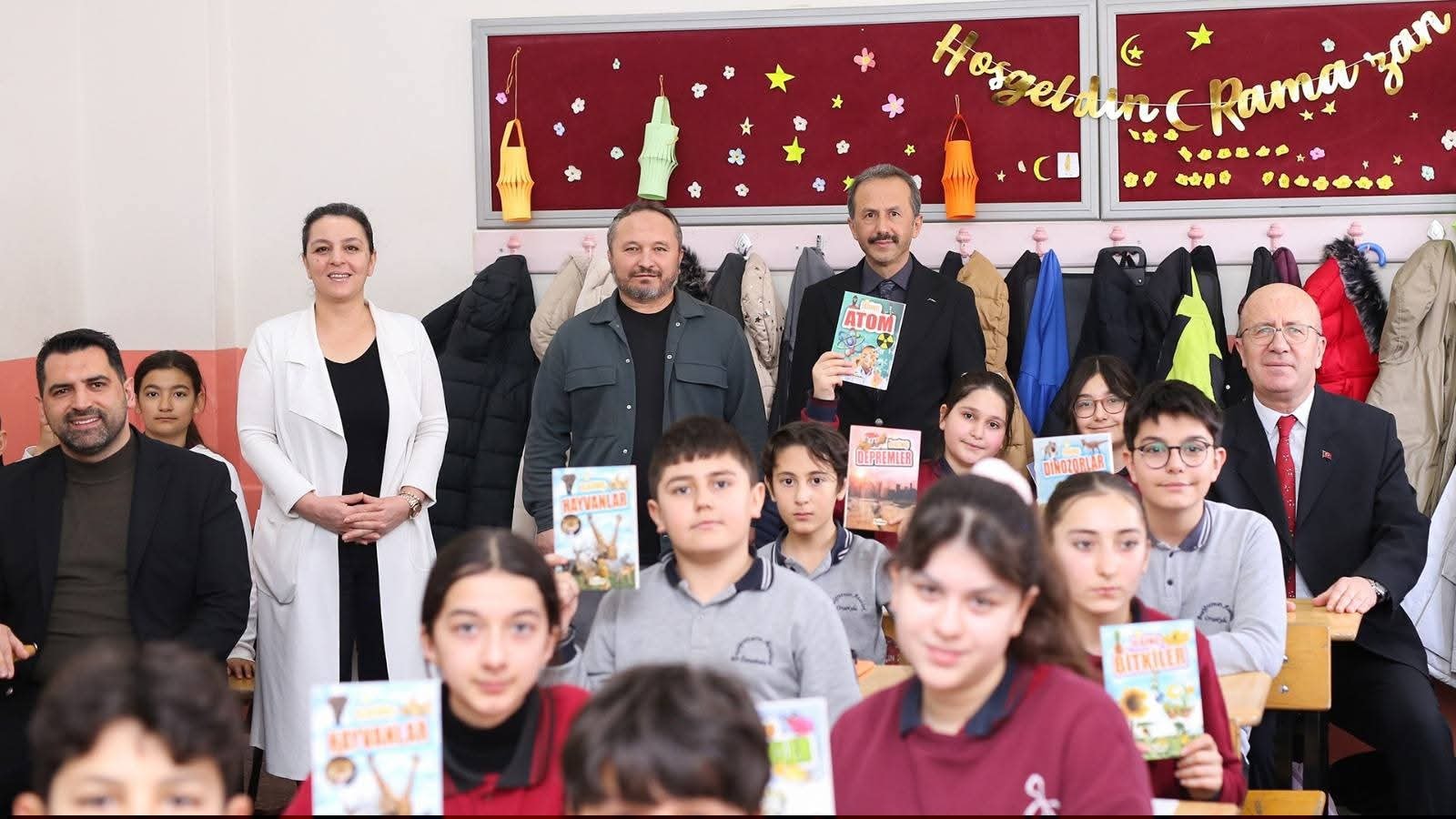 Sivas’ta 10 bin yüreğe kitap dokunuşu