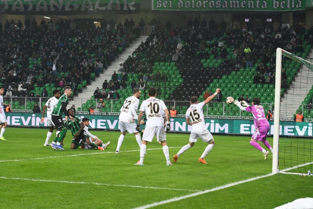 Sakaryaspor’un çıkışı Sivasspor deplasmanında sınanacak