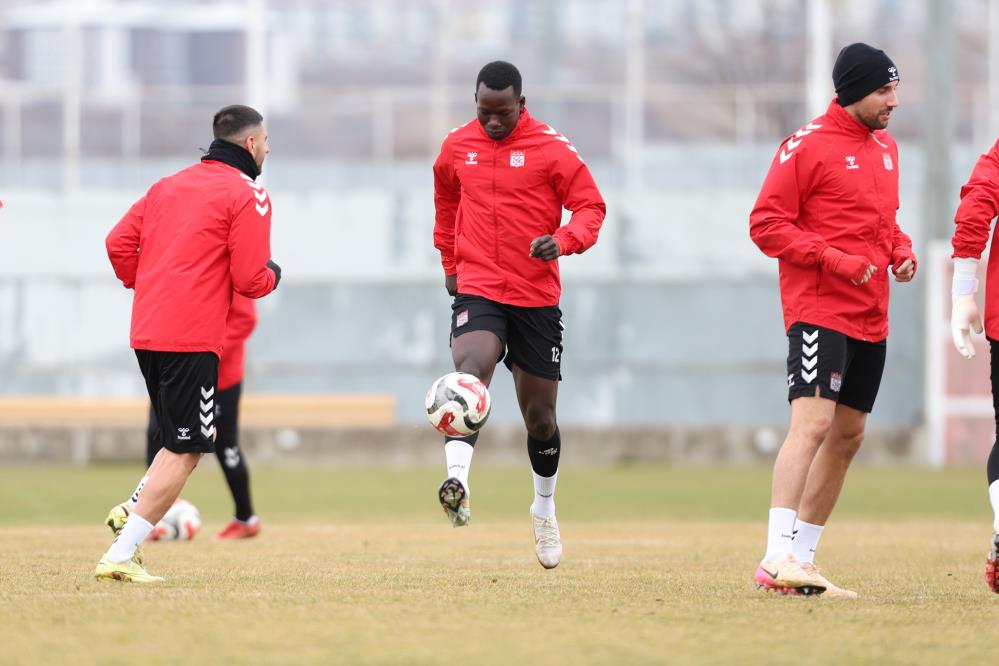 Sivasspor’da Sakaryaspor mesaisi