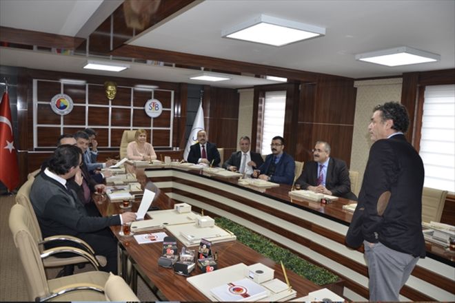 BORSA PERSONELİNE MÜŞTERİ EĞİTİMİ