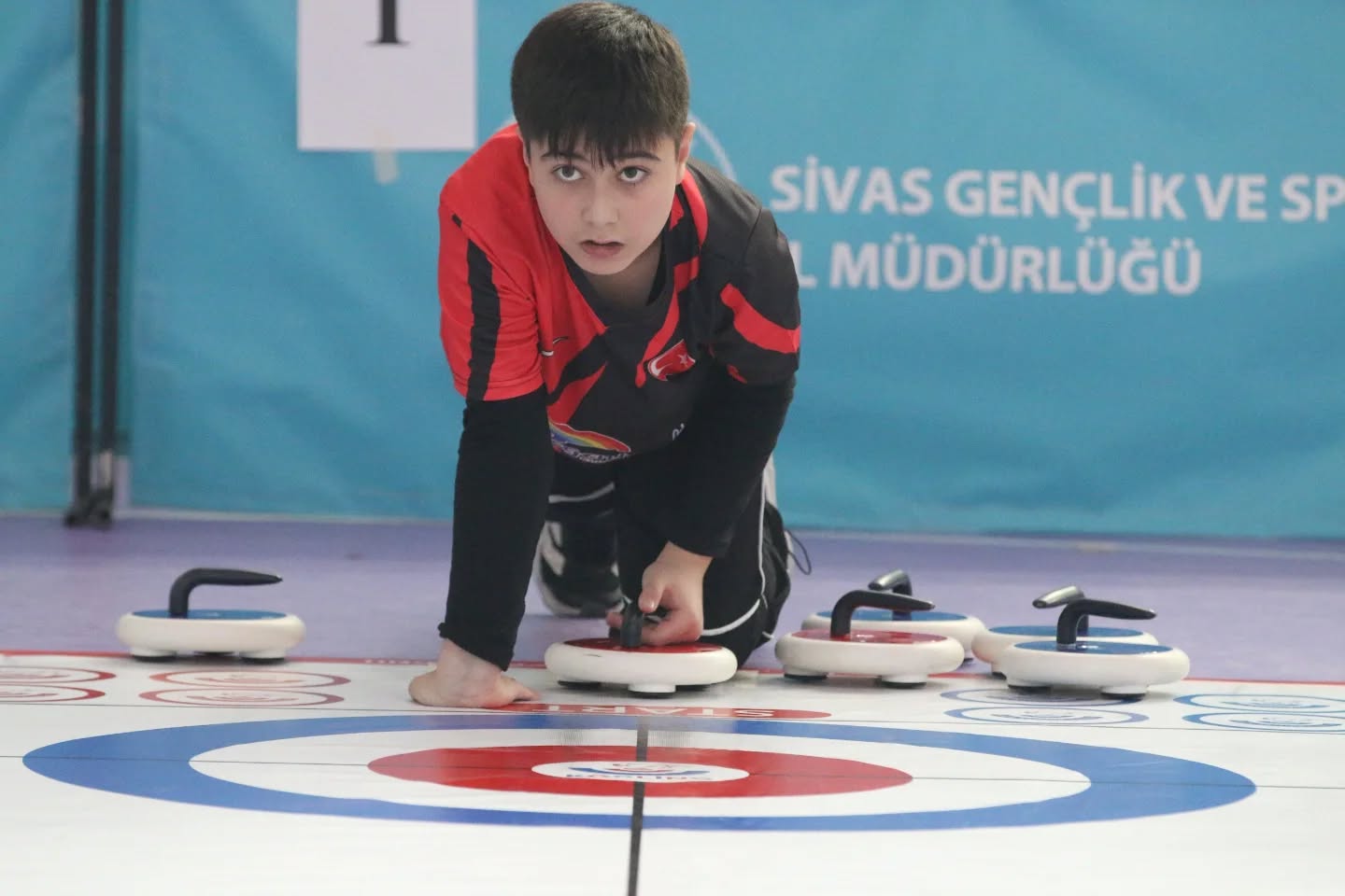 Sivas’ta floor curling heyecanı sona erdi