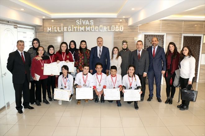 YEMEK YARIŞMASINDA SİVAS´A 13 MADALYA