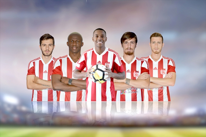 7 ROBİNHO´NUN, 20 DOUGLAS´IN