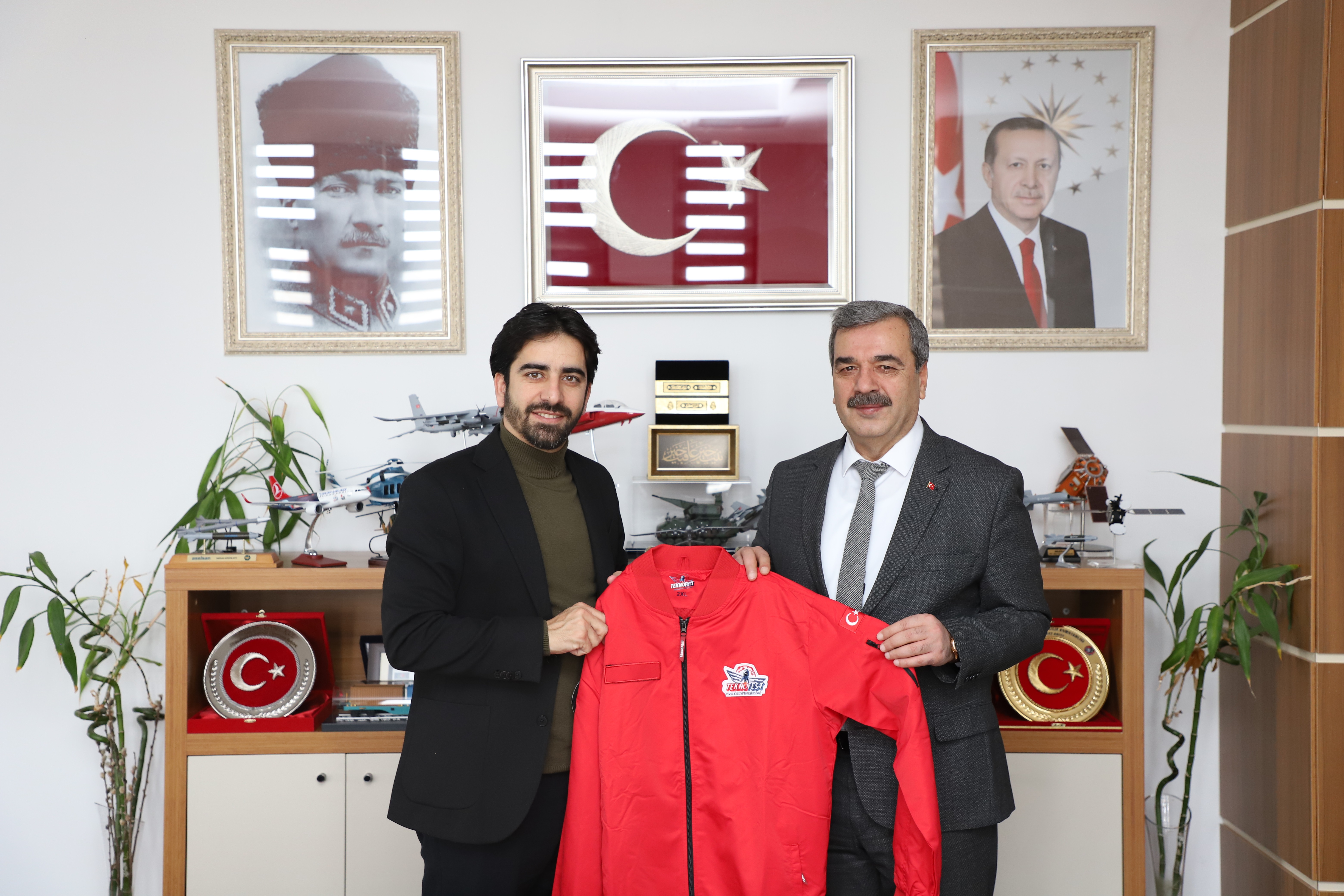 Sivas’ta Gençlere Teknoloji Desteği Görüşüldü