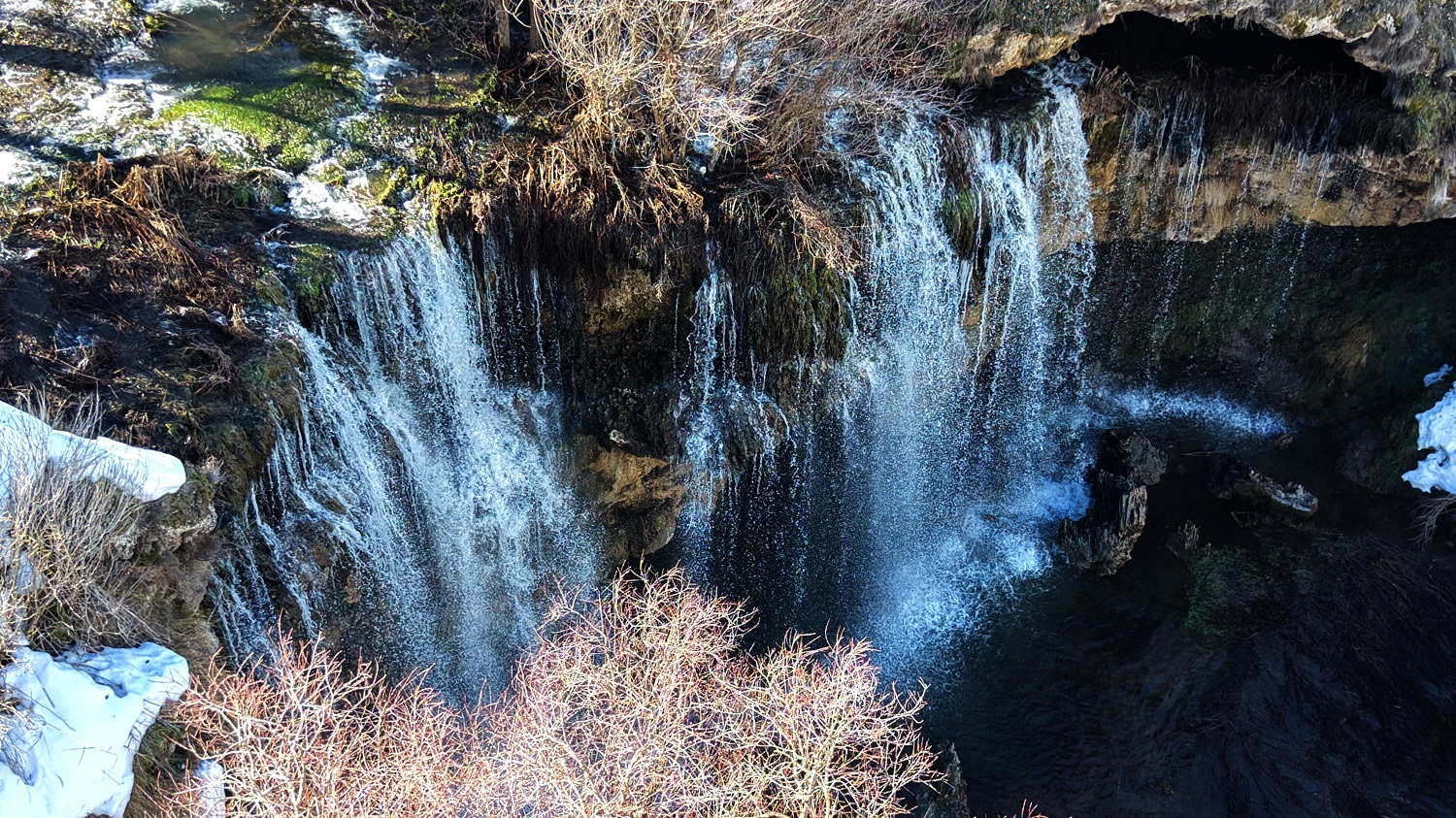 Sivas’ı saklı cenneti Değirmenaltı Şelalesi ziyaretçilerini bekliyor