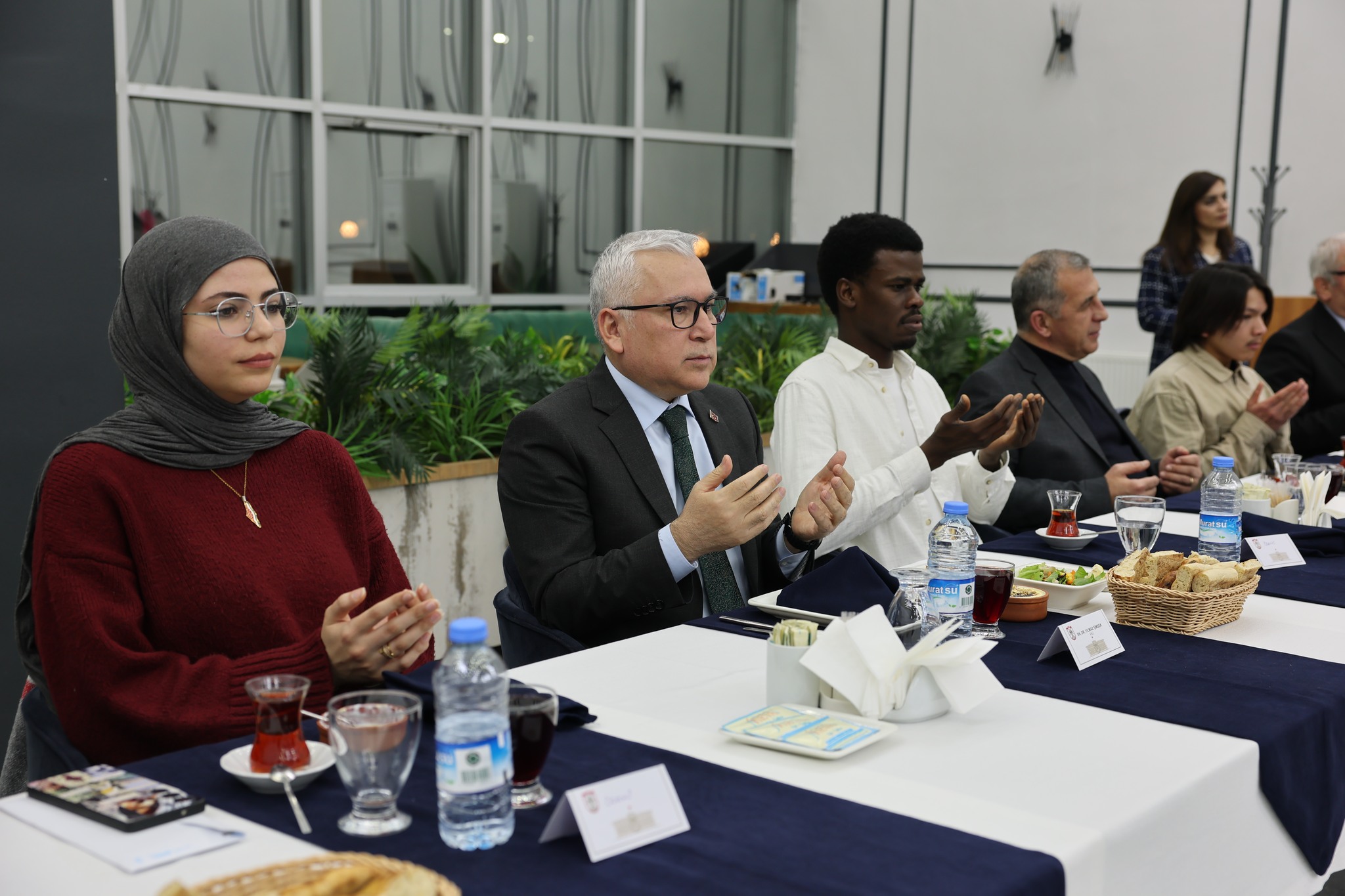 Sivas’ta Yabancı Öğrencilerle Sıcak Ramazan Sofrası