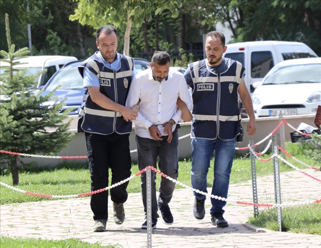 ADANA´DA YAKALANAN HIRSIZLIK ZANLILARI TUTUKLANDI