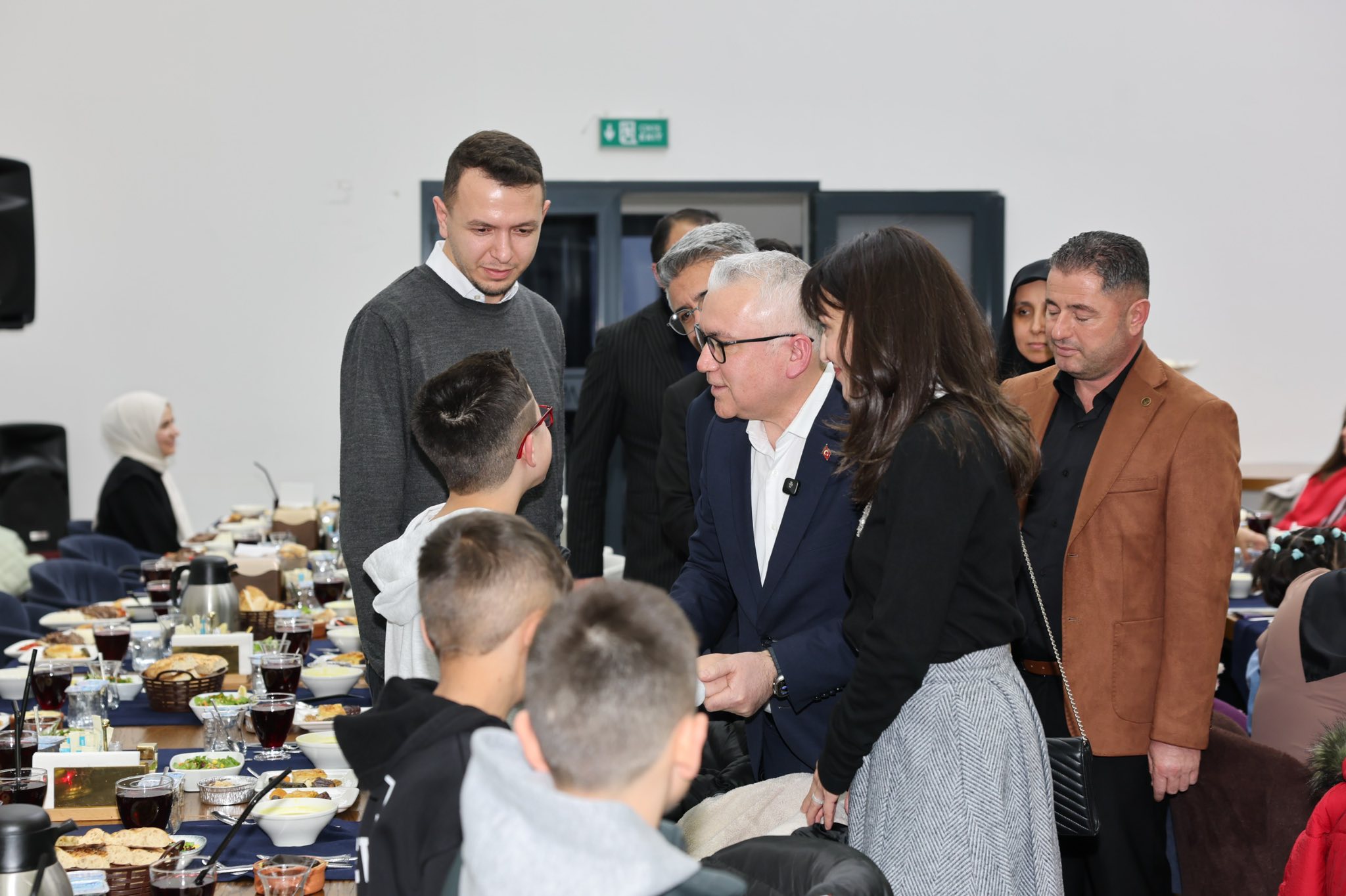 Sivas’ta Çocuklar İçin “İyilik Sofrası” Kuruldu