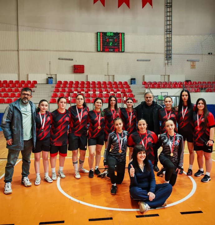 Sivaslı sporcular Kayseri’de göz doldurdu