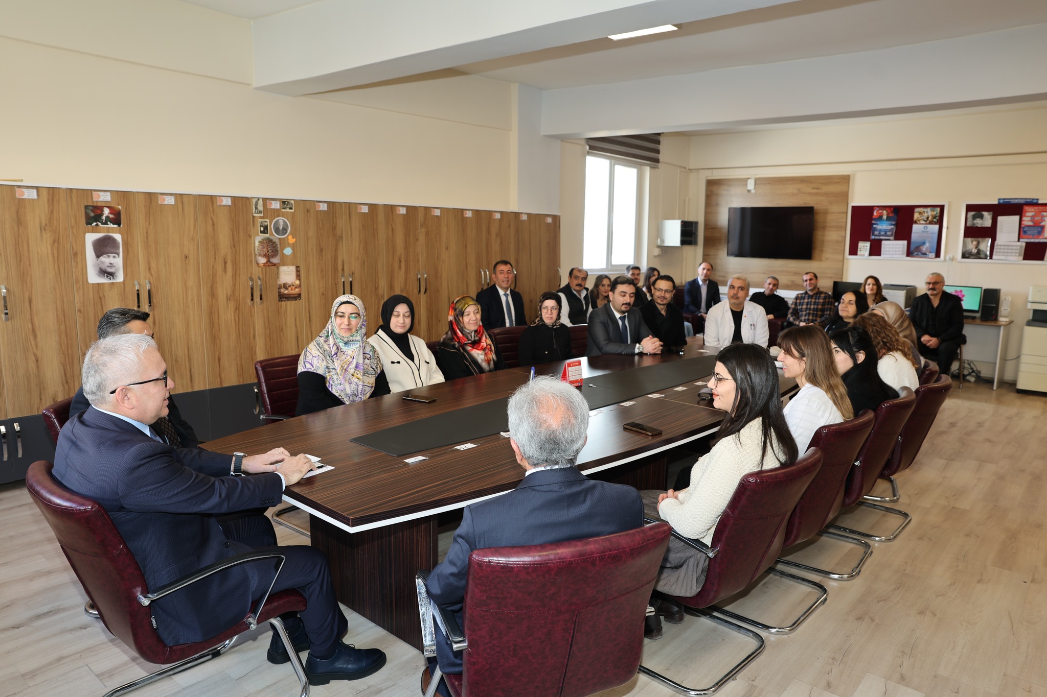 Vali Şimşek'ten İzzettin Keykavus Anadolu Lisesi’ne Ziyaret