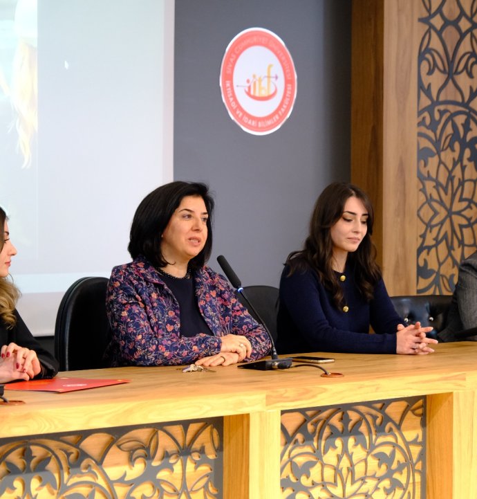 Sivas’ta “Sanayinin Kadın Ustaları” öğrencilerle buluştu