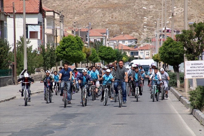 ŞEHİTLER İÇİN PEDAL ÇEVİRDİLER