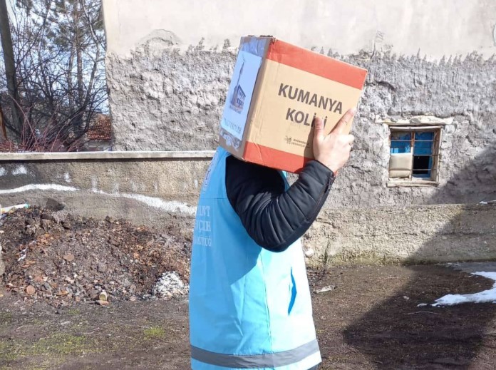 Diyanet Gençlikten Şarkışla’da dayanışma atağı