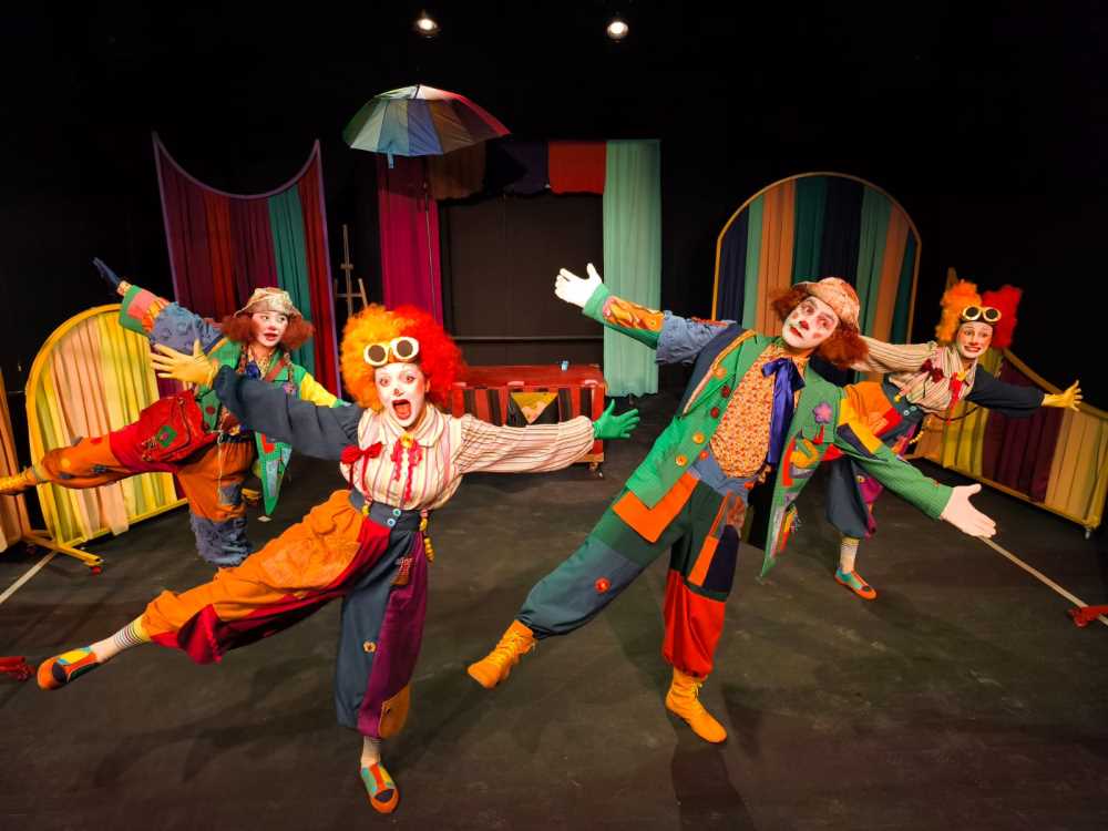 Sivas’ta “Toti ile Poti” sahnede