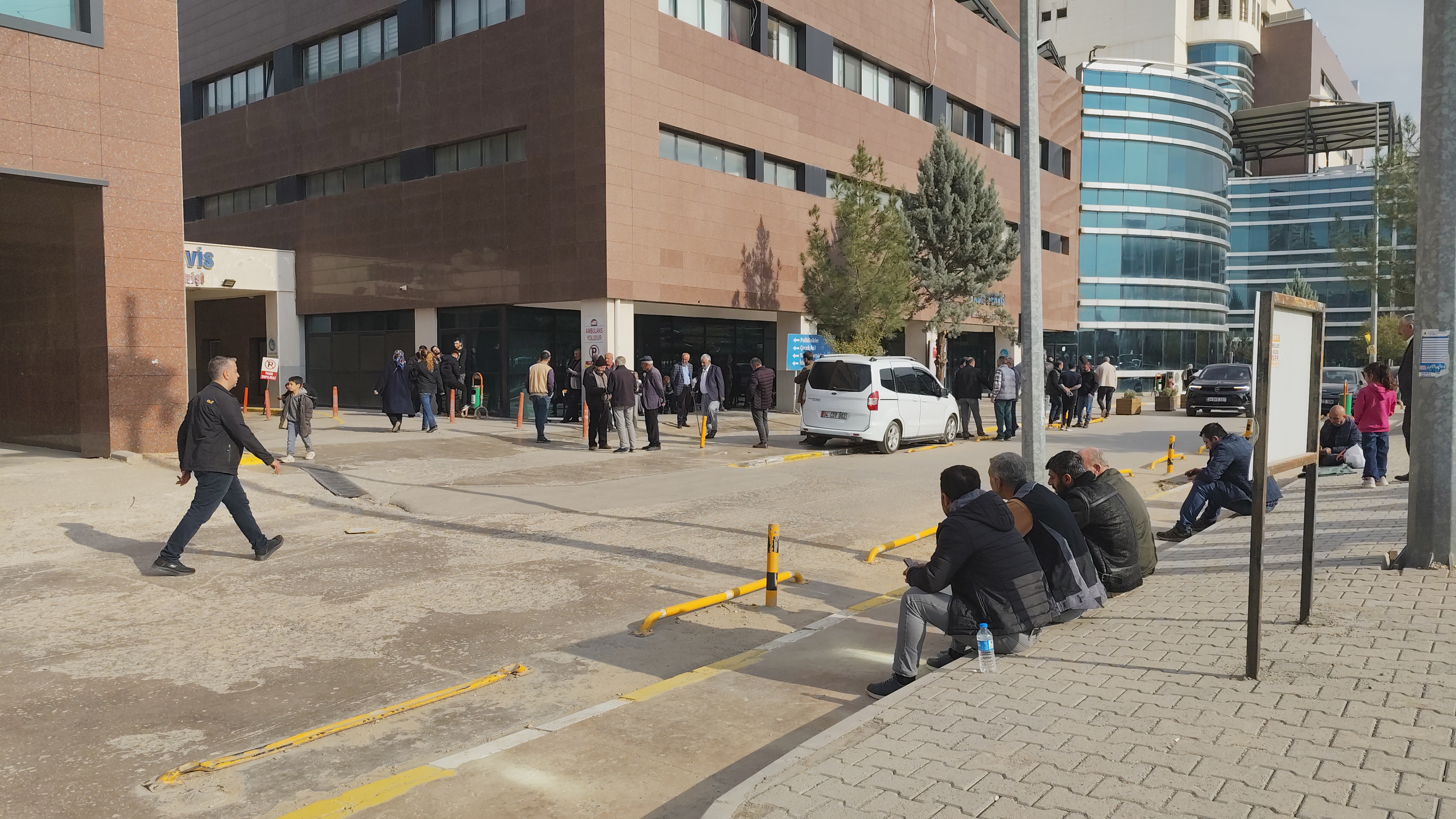 16 Yaşındaki Kızın Ölümünde Ağabeyi ve Babası Göazltında