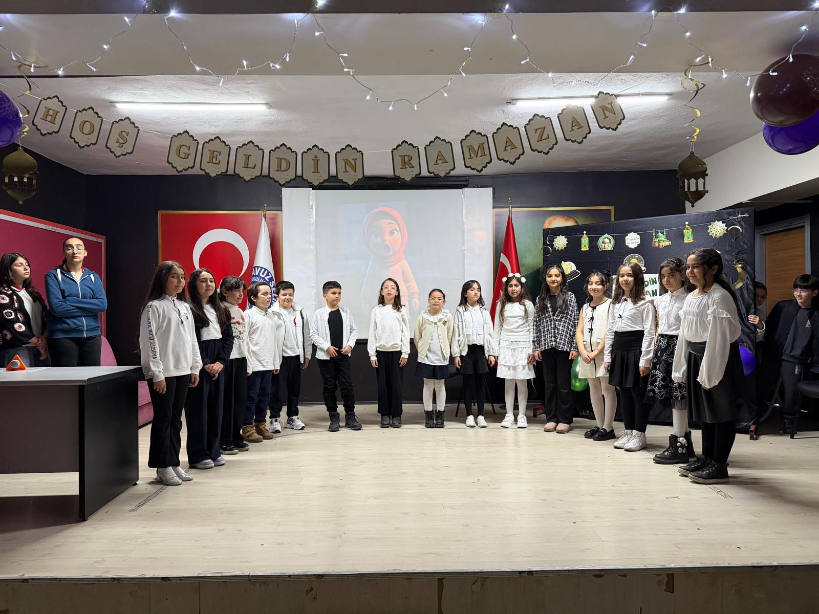 Öğrencilerden Ramazan şenliği