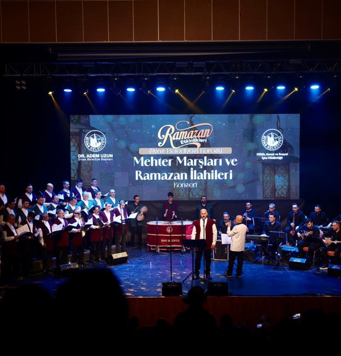 Sivas’ta Ramazan’a Mehter ve İlahi Coşkusu